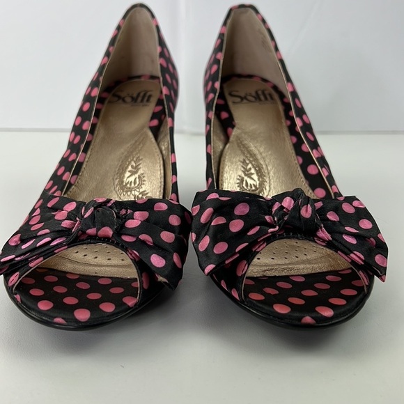 Söfft Black with Pink Polka Dot Retro Heels - Picture 2 of 9
